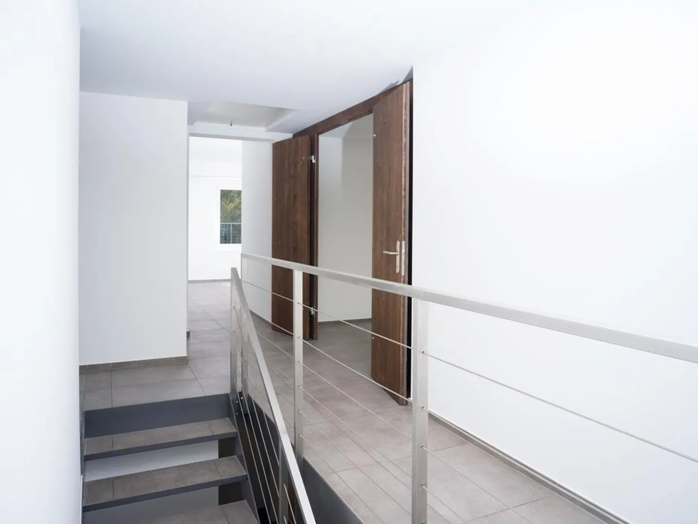 Esclusiva casa unifamiliare di 5,5 locali con vista lago mozzafiato - Foto 8 di 12