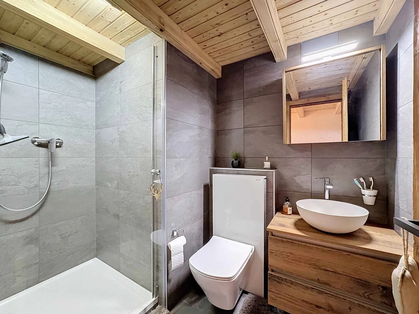 Bellissimo duplex/attico di 4,5 stanze con una bellissima vista sulle Alpi - Foto 6 di 13