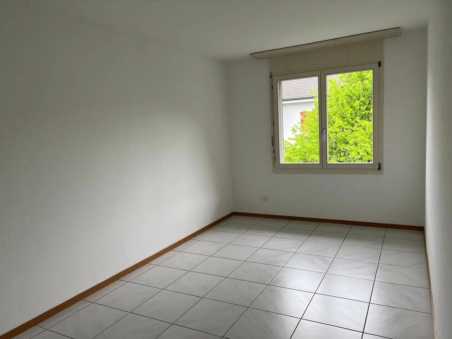 Moderne 3.5 Zimmer Wohnung mit Balkon - Foto 14 von 18