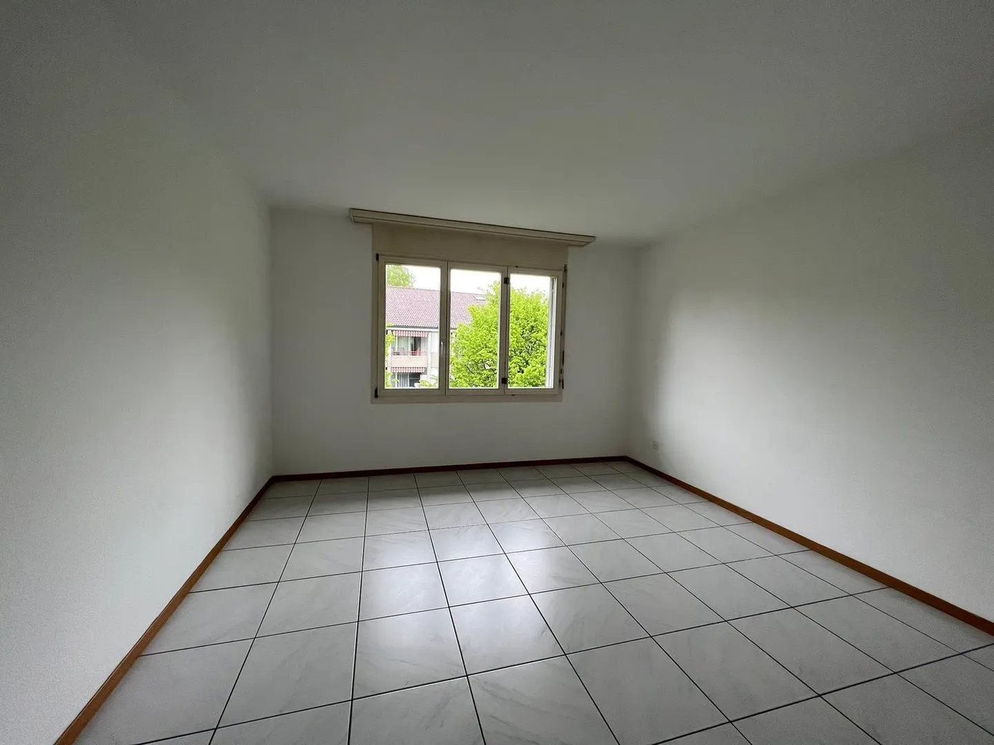 Moderne 3.5 Zimmer Wohnung mit Balkon - Foto 15 von 18