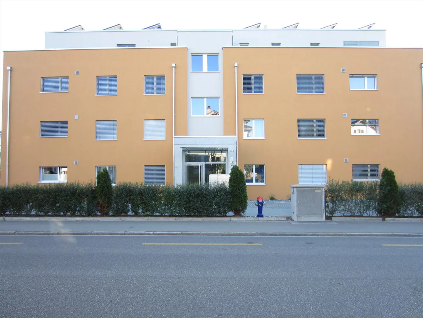 Sunny 4.5-room apartment - Photo 1 of 9
