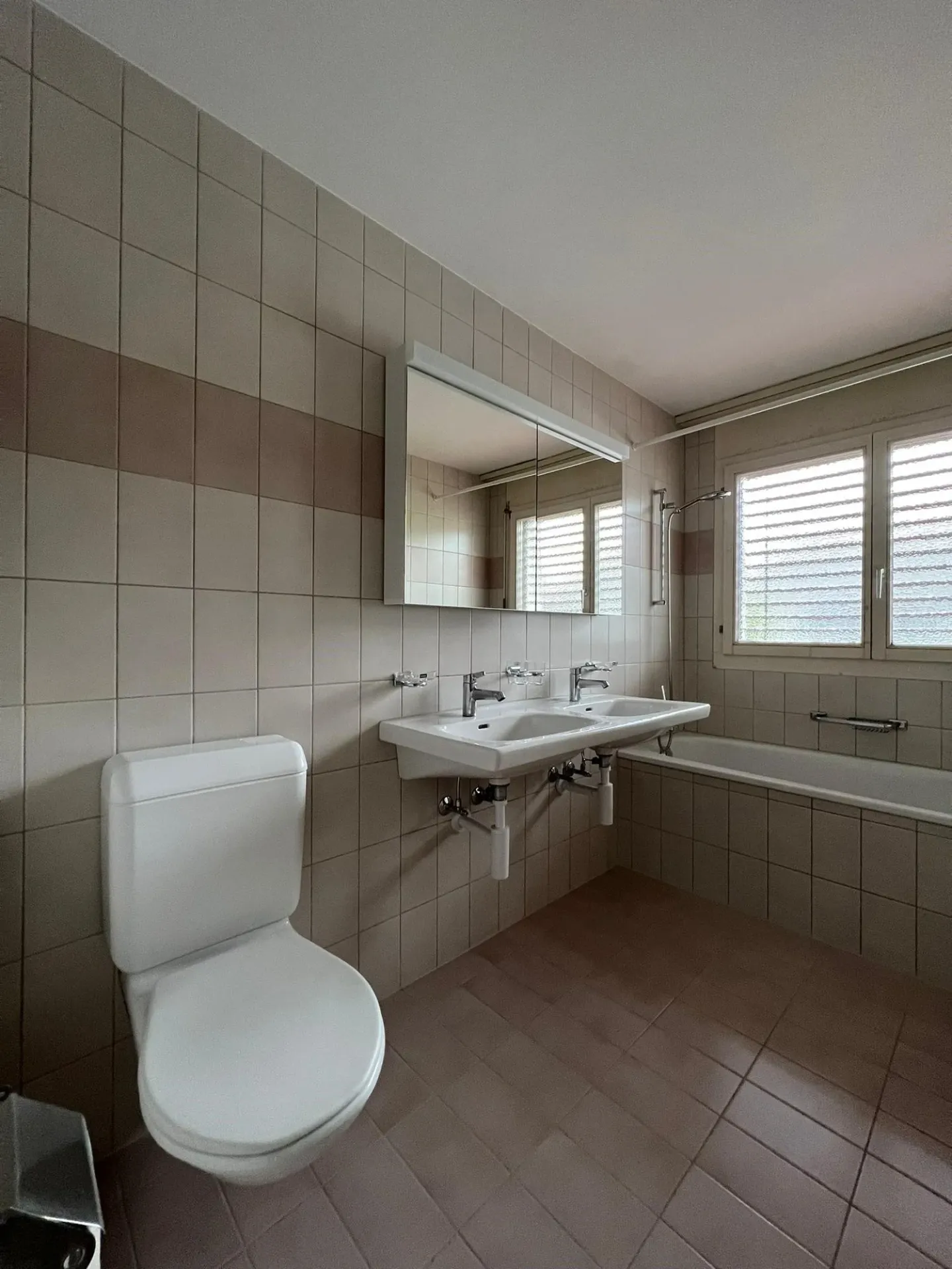 Moderne 3.5 Zimmer Wohnung mit Balkon - Foto 17 von 18