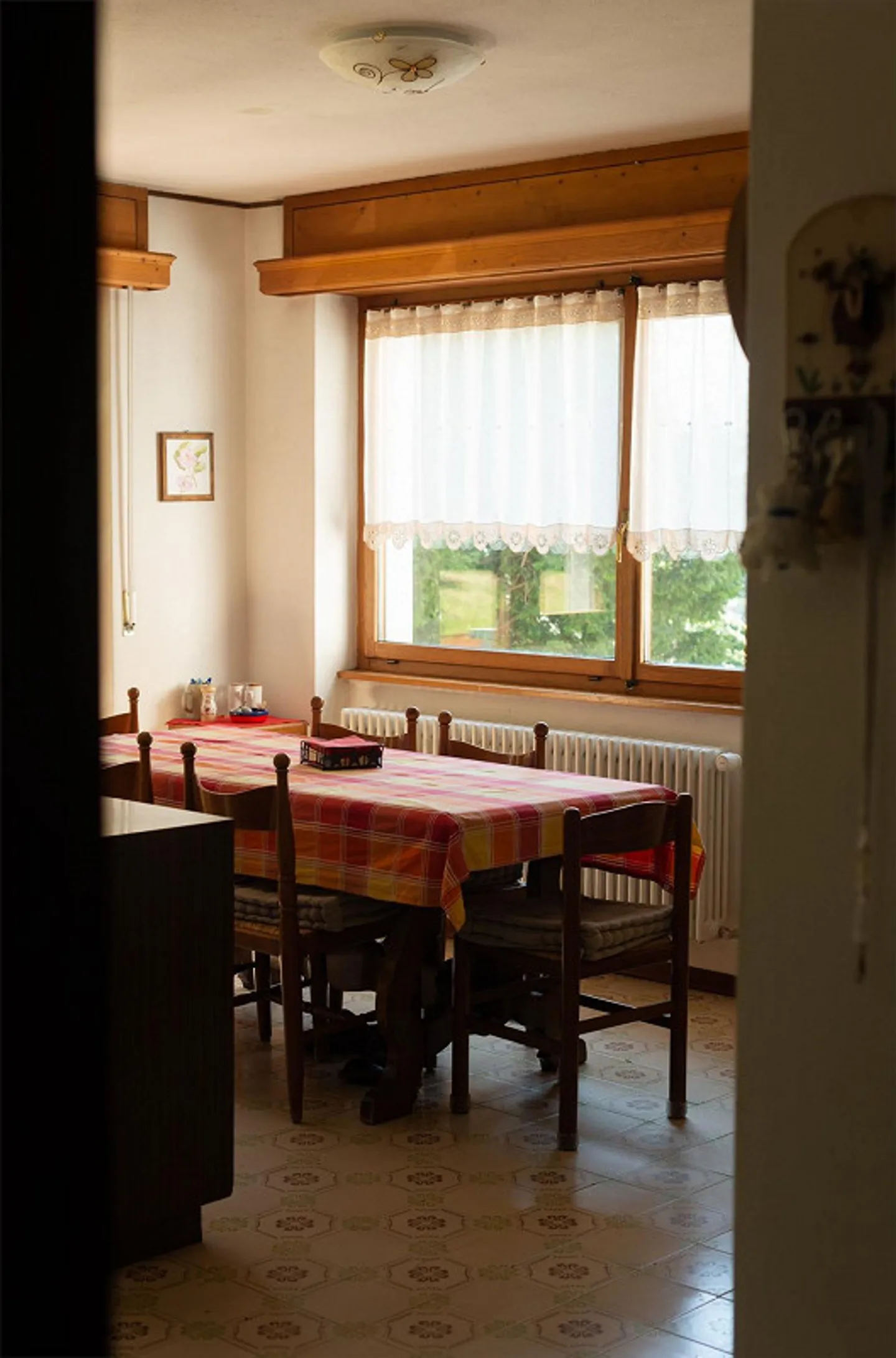 Villa individuelle avec espace commercial spacieux à Brusio - Photo 5 sur 12