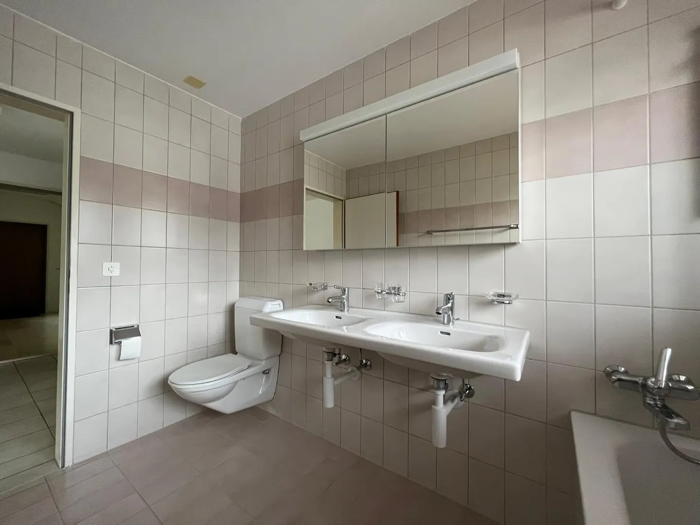 Moderne 3.5 Zimmer Wohnung mit Balkon - Foto 18 von 18