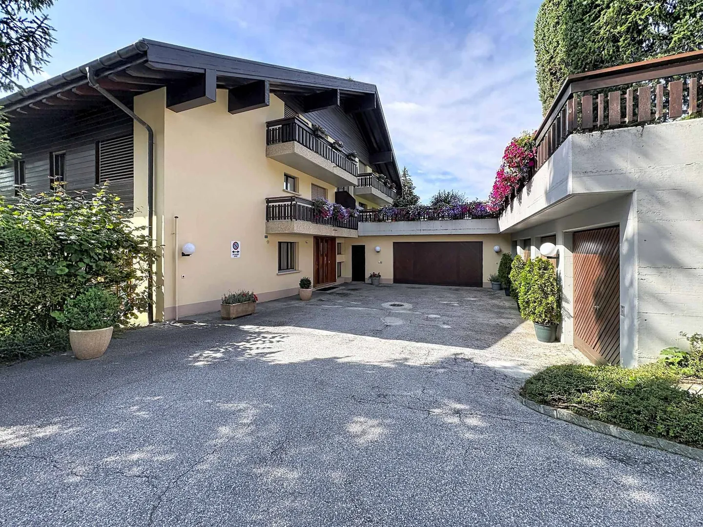 Bellissimo duplex/attico di 4,5 stanze con una bellissima vista sulle Alpi - Foto 13 di 13