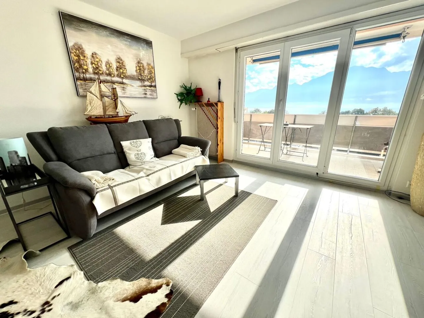 Charmantes Apartment mit Seeblick - Foto 2 von 9