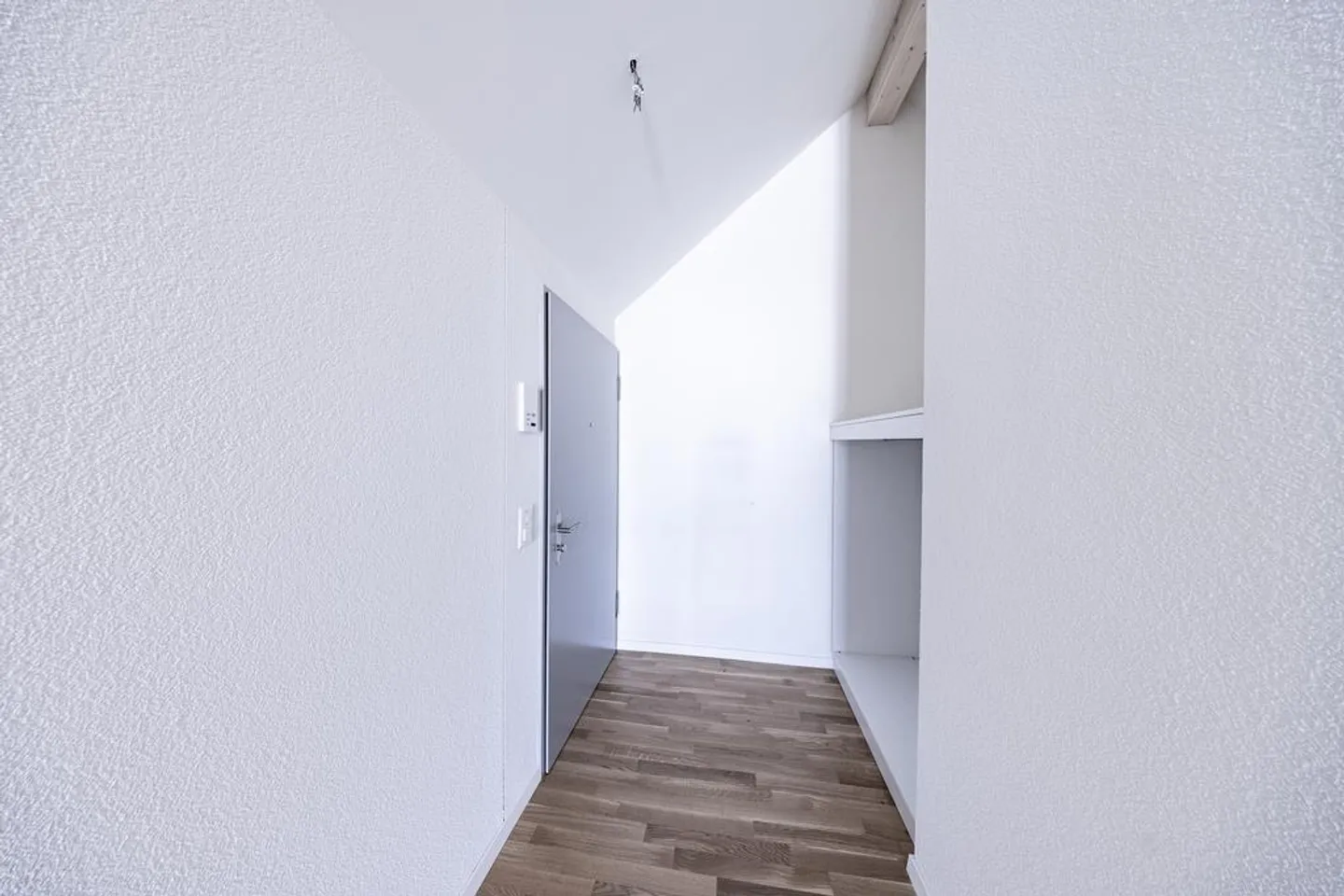 Appartements de 3,5 pièces fraîchement rénovés dans un emplacement central - Photo 7 sur 9