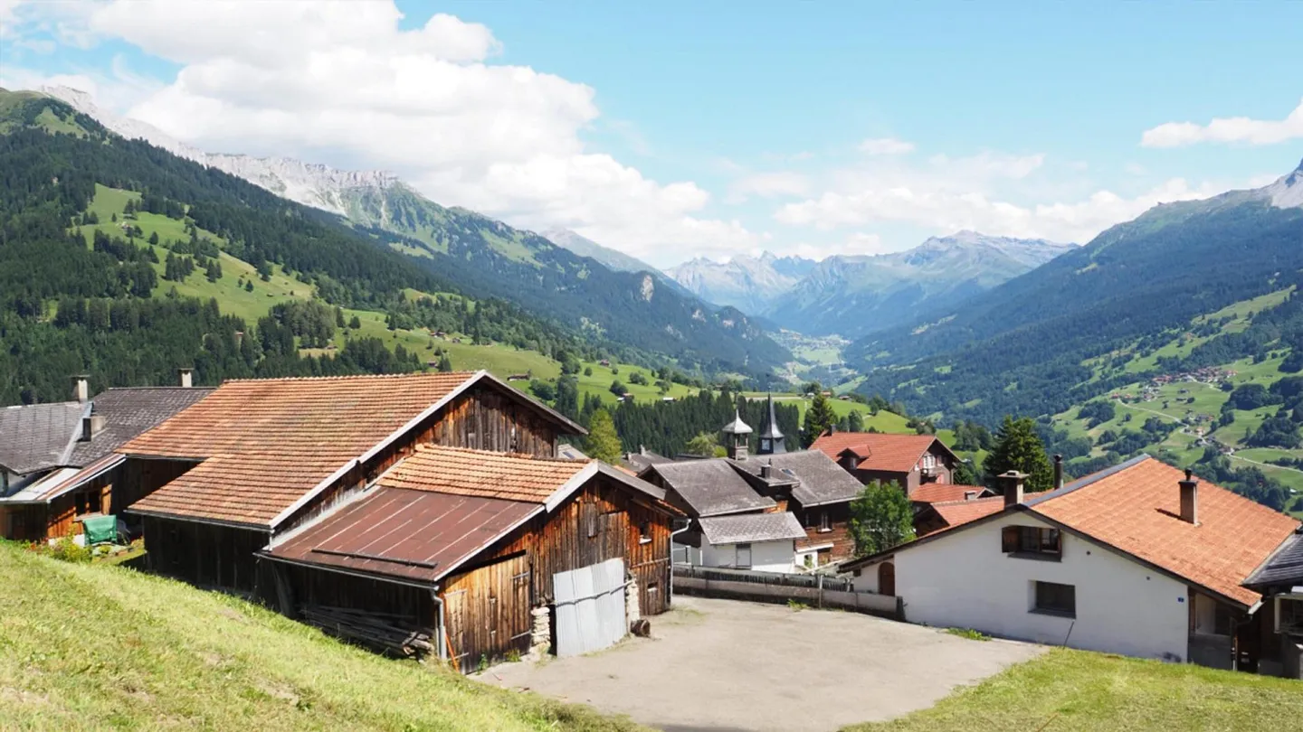 Individualisierbares Einfamilienhaus im Prättigau - Foto 3 von 6
