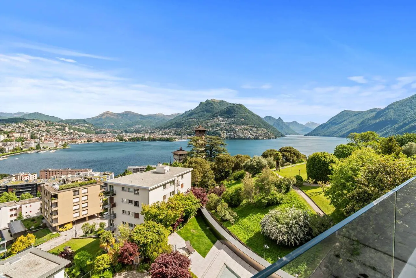 Penthouse con vista lago mozzafiato - Foto 4 di 21