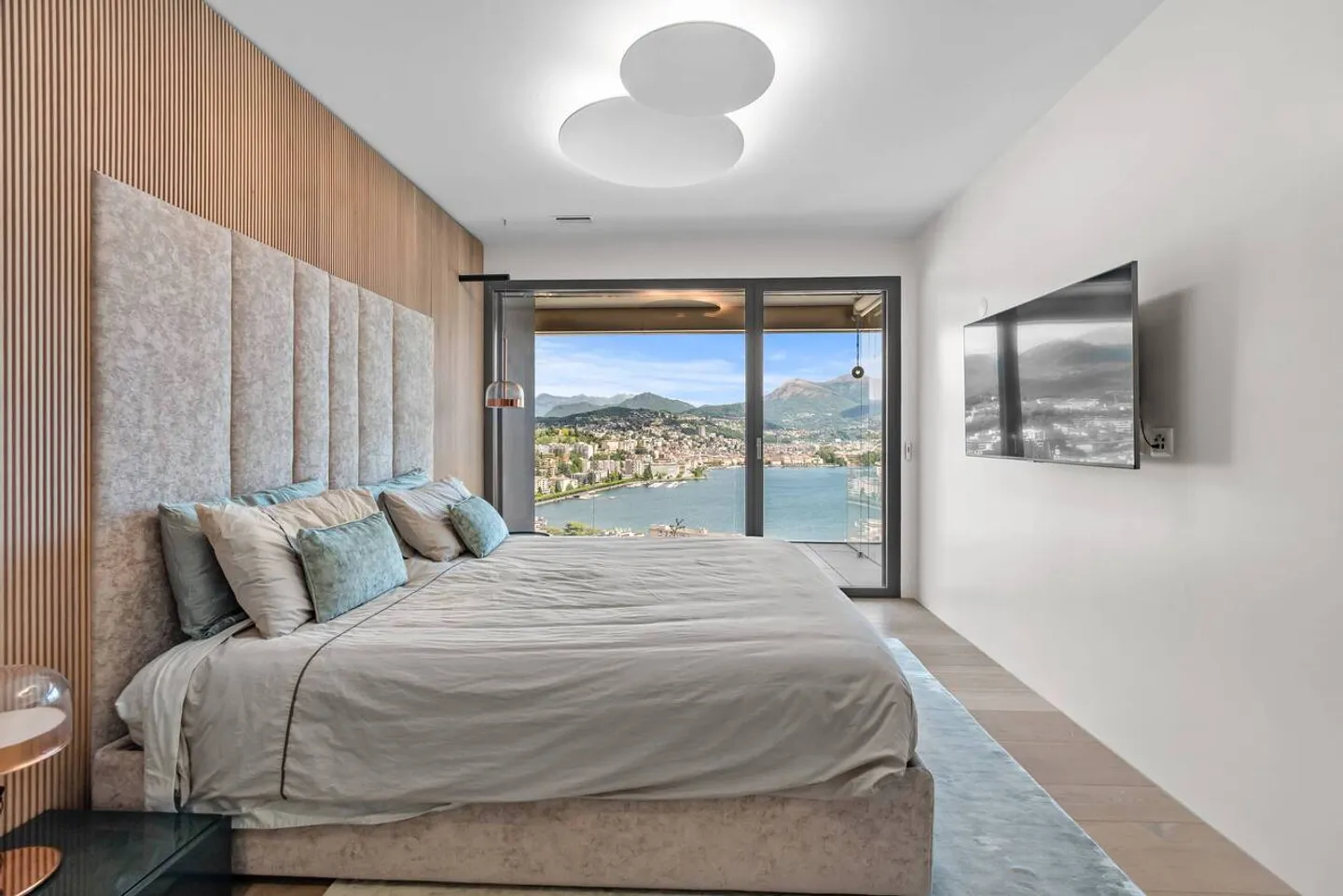 Penthouse con vista lago mozzafiato - Foto 10 di 21