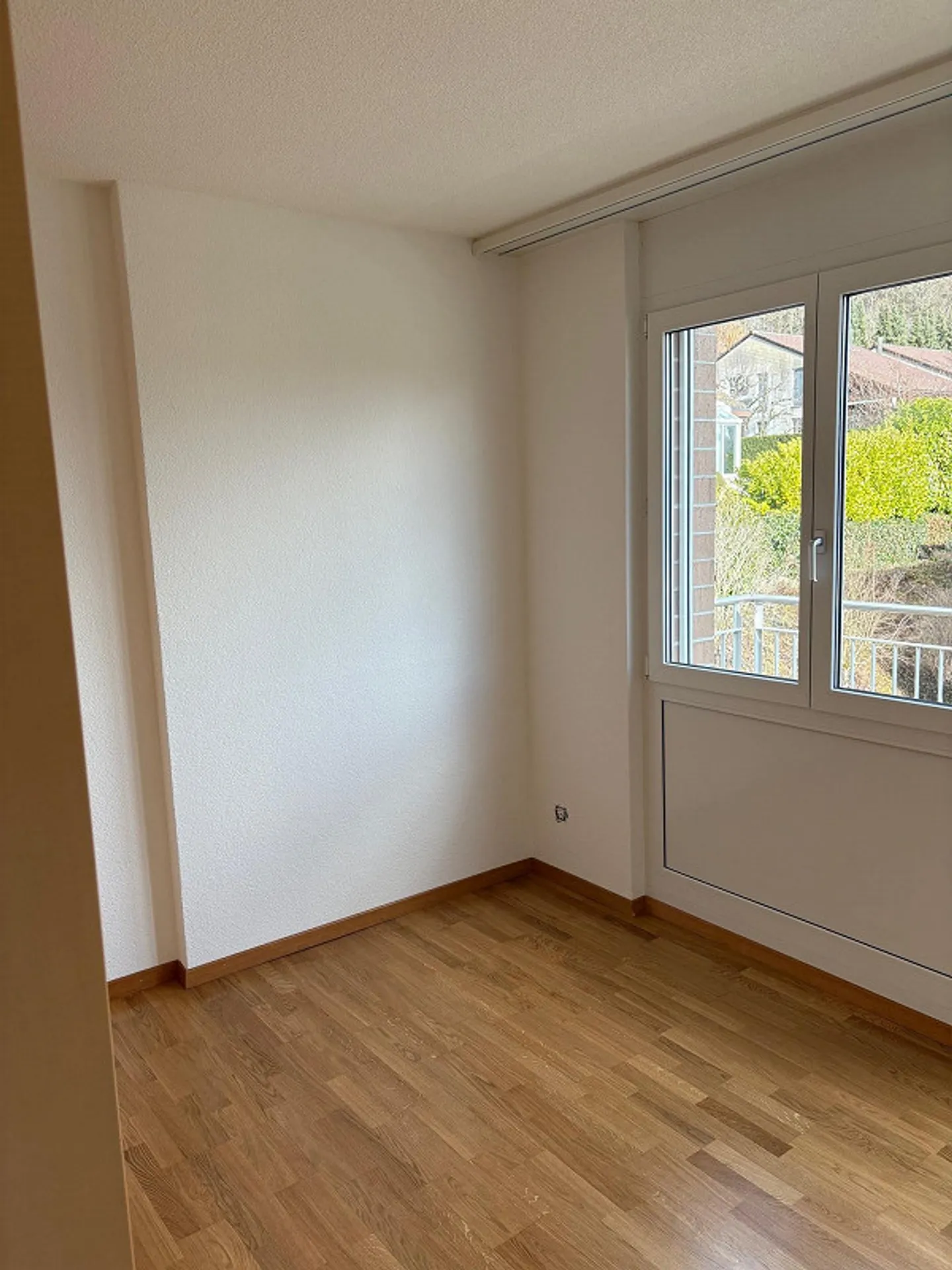 DIRECTAMENTE NELL'APPARTAMENTO CON L'ASCENSORE! - Foto 10 di 13