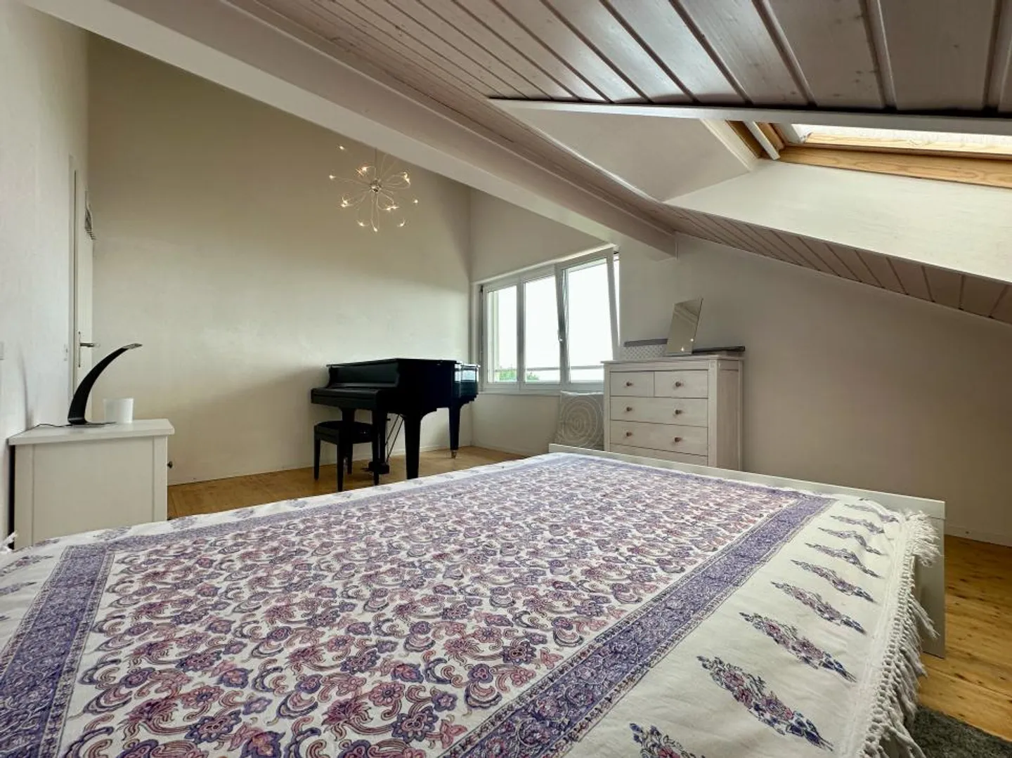 Panorama, assoluta tranquillità: Villa familiare con piscina e proprietà alberata - Foto 8 di 13