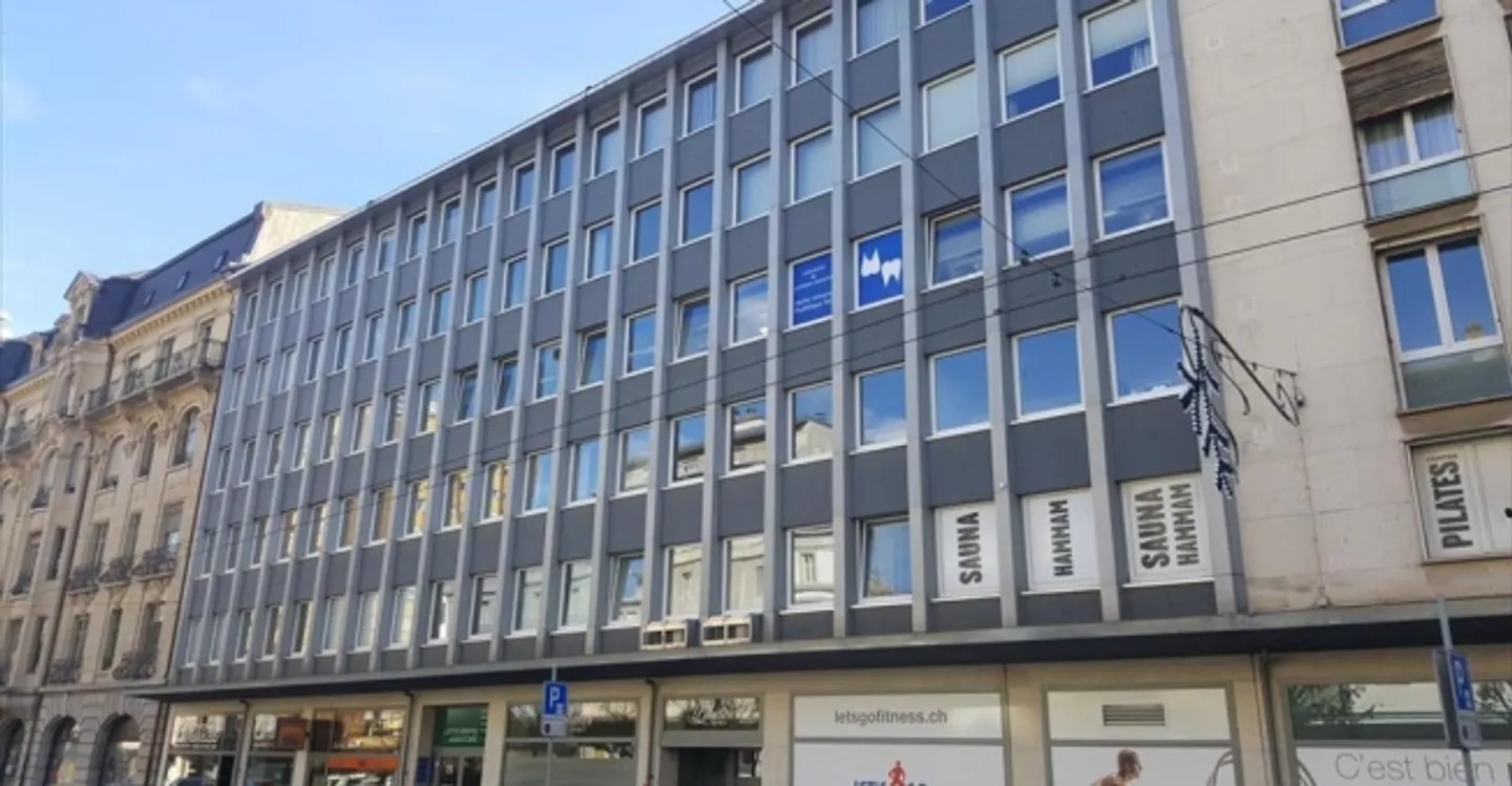 Versatile Commercial Space - Photo 3 of 3