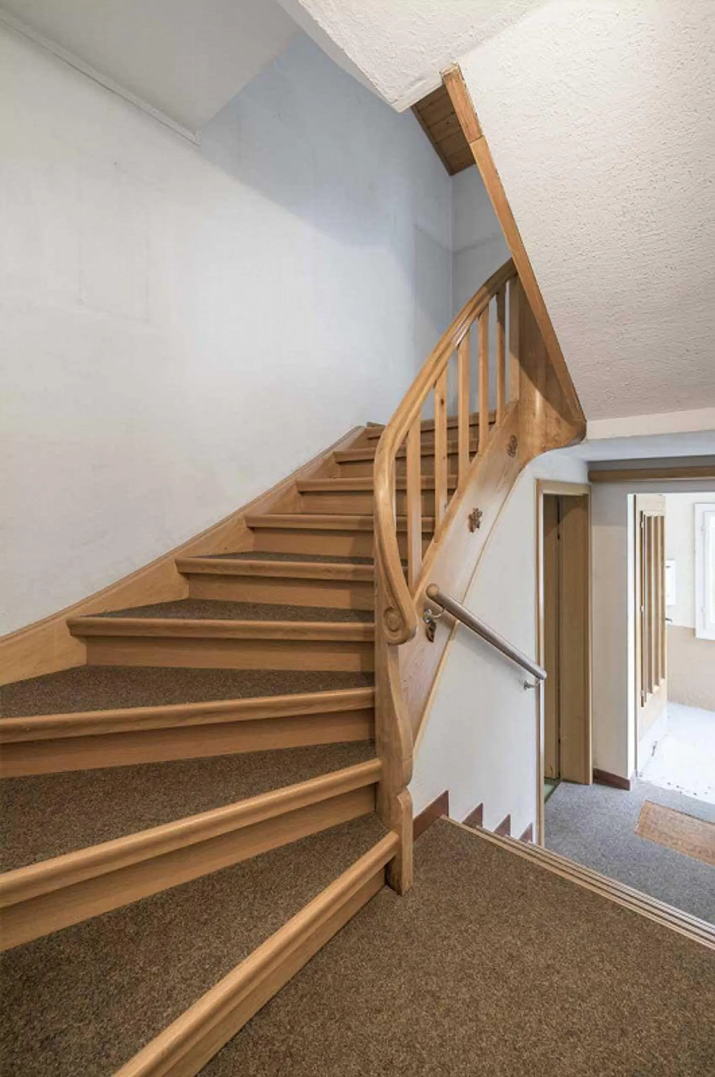 Single-family home with potential - Photo 7 of 13