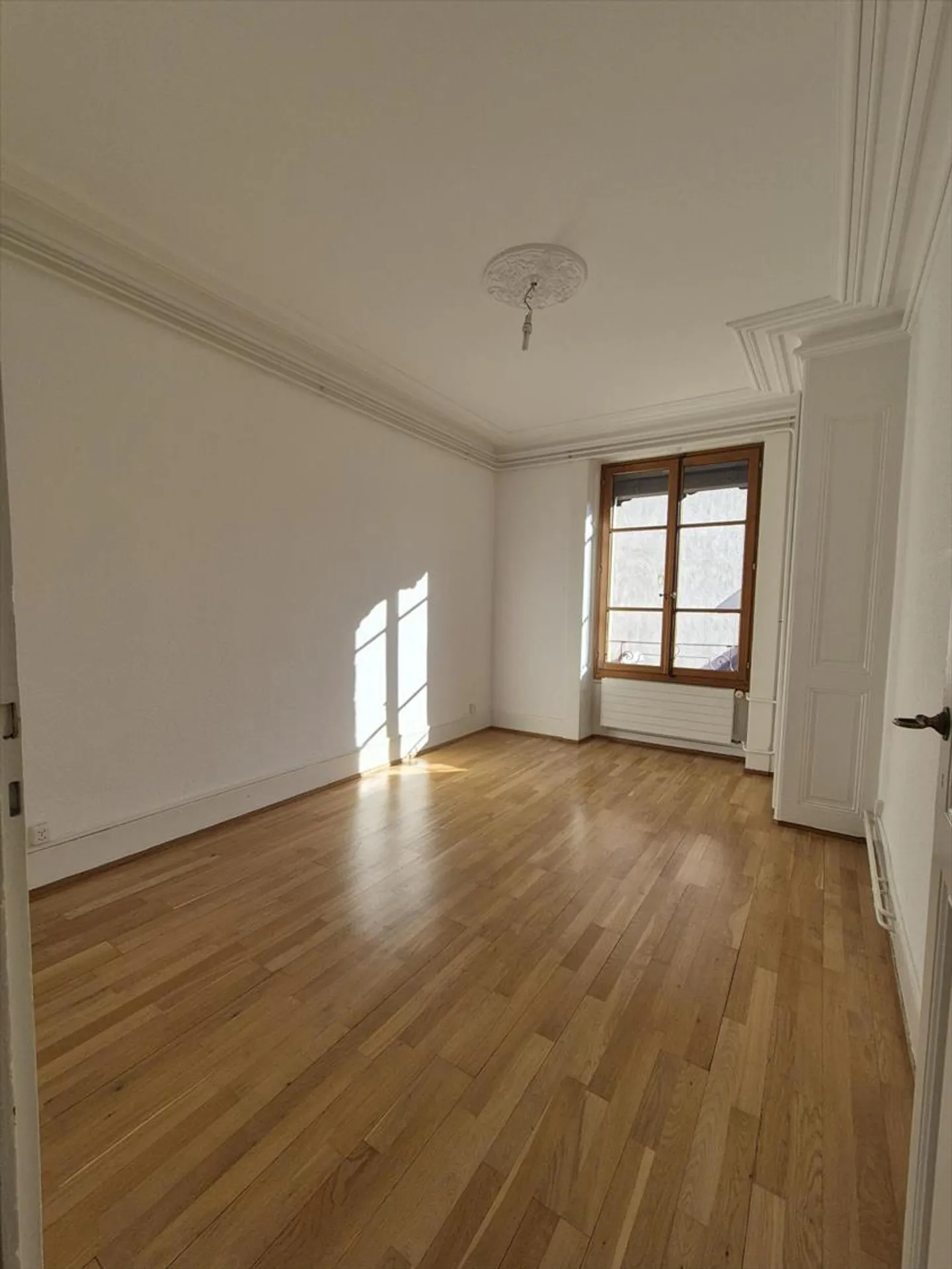 Appartement 5 pièces - Photo 8 sur 11