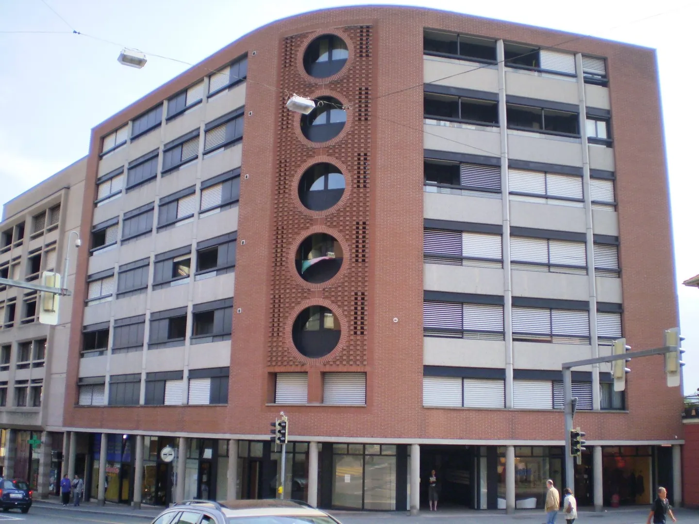 Gewerbliche Immobilie - Via Besso 11 - Lugano - Foto 1 von 4