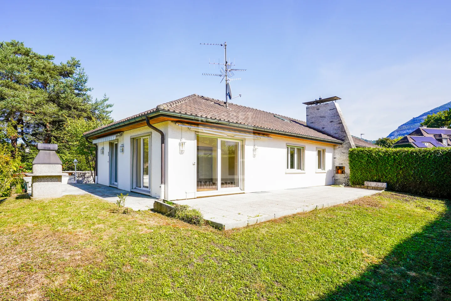 Hübsche Doppelhaushälfte in Vessy - Foto 1 von 13