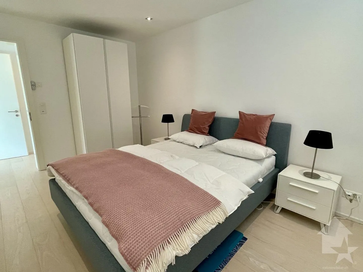 Zeitgenössische Wohnung mit Panoramablick über die Höhen von Sierre - Foto 14 von 22