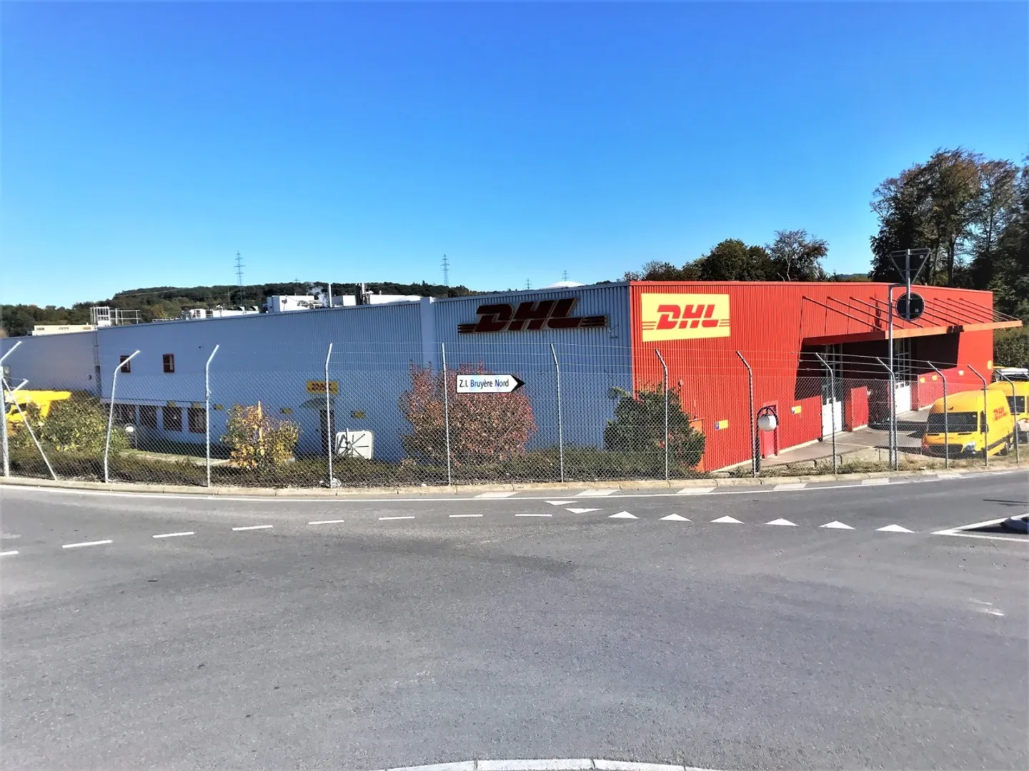 Exzellente Lage - nahe Autobahn und Geschäften - Lager 62m2 - Foto 1 von 4