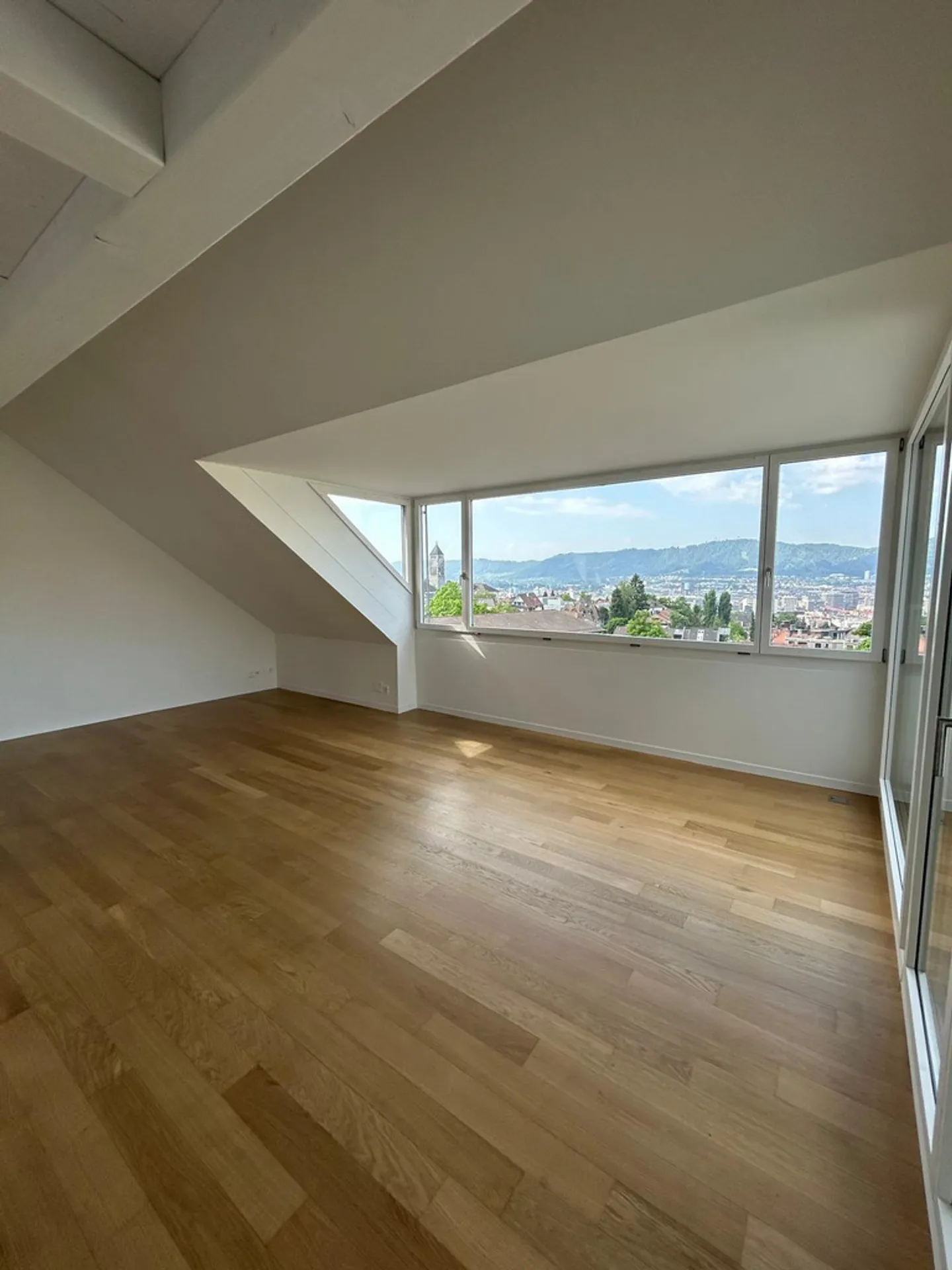 Votre nouveau chez-vous : appartement de 3,5 pièces - avec terrasse spacieuse - Photo 5 sur 5