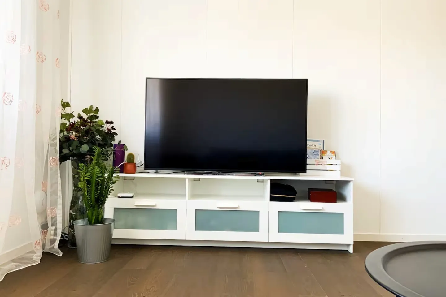 Modernes 2½-Zimmer-Reihenmittelhaus im Minergiestandard mit Solarfassade - Foto 4 von 20