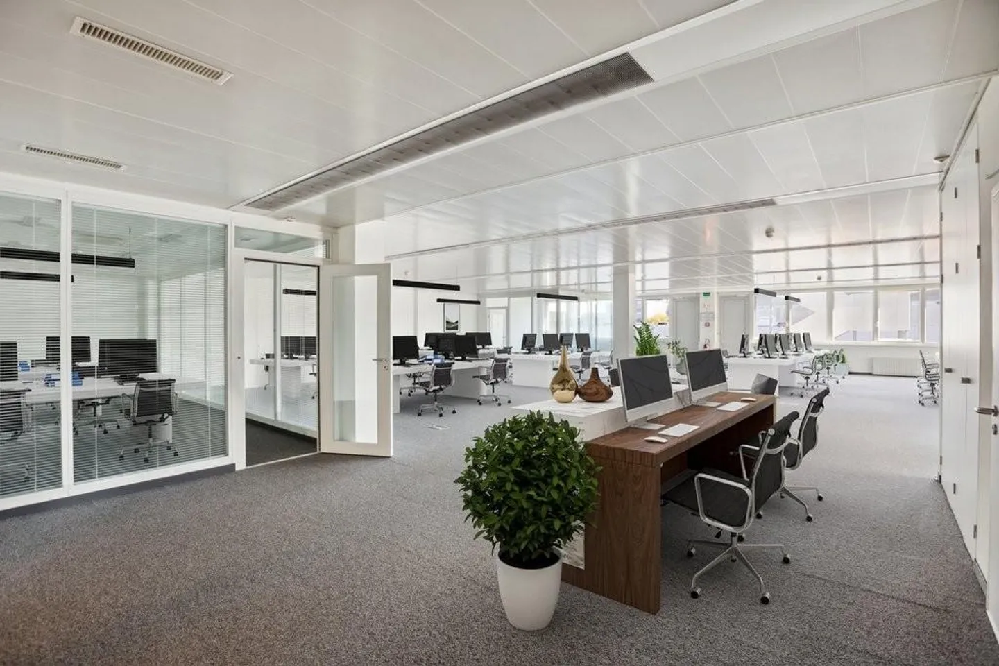 Bureaux proches de l'autoroute A1 et de la gare CFF - Photo 5 sur 7