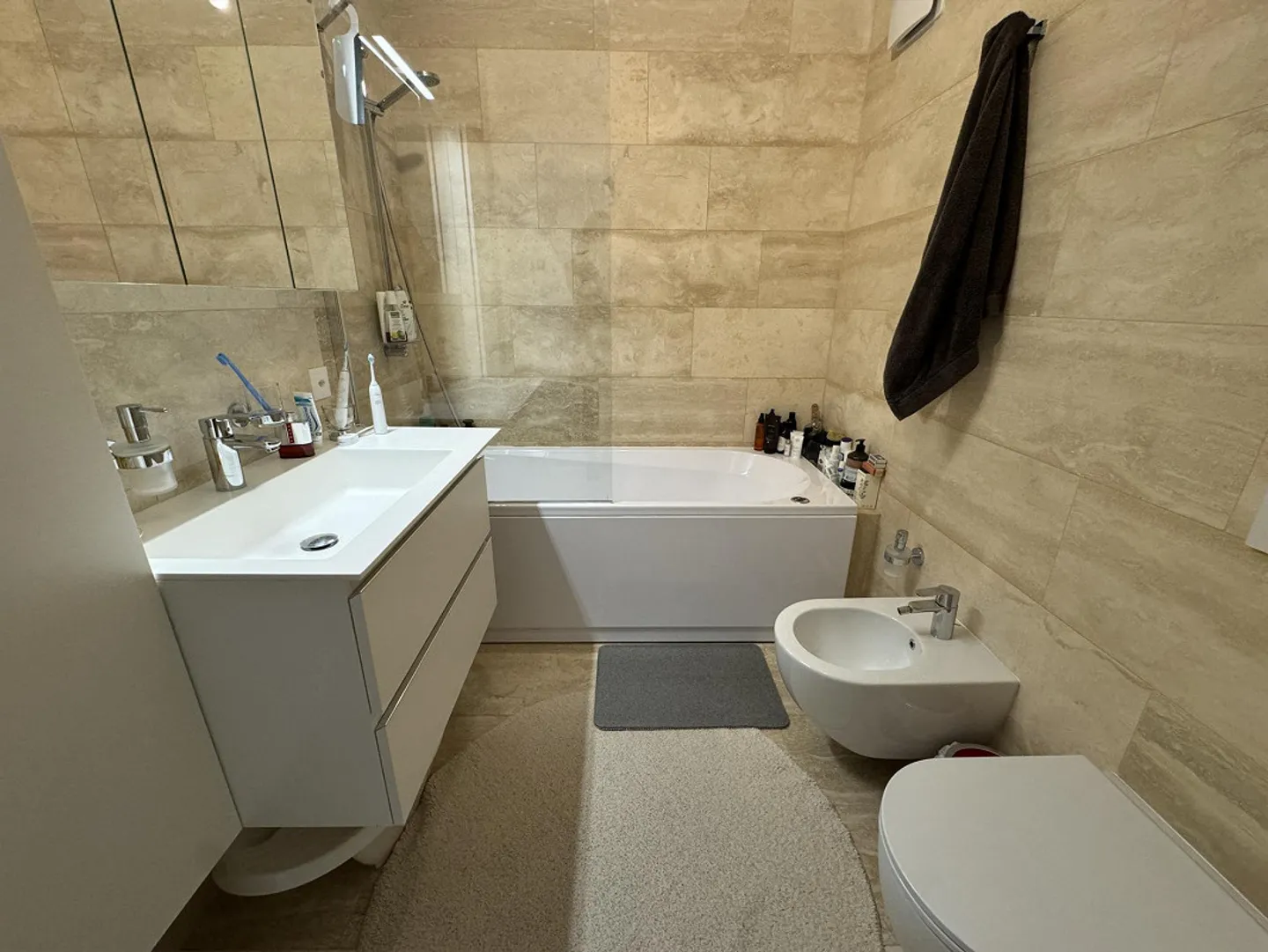 Modern Luxurious 2.5 Rooms Lake View in Melide - Photo 18 of 28