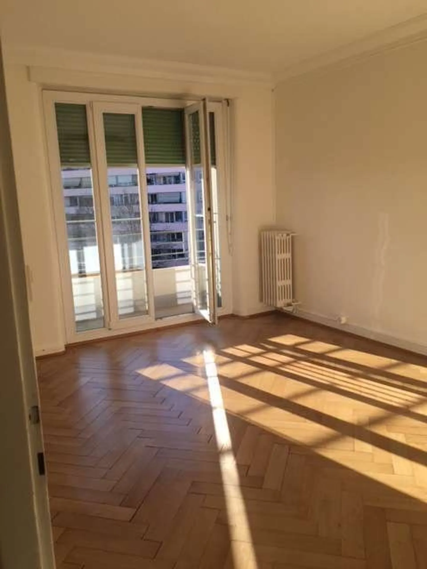 Charming 2.5 rooms - Close to the Train Station - Photo 4 of 6