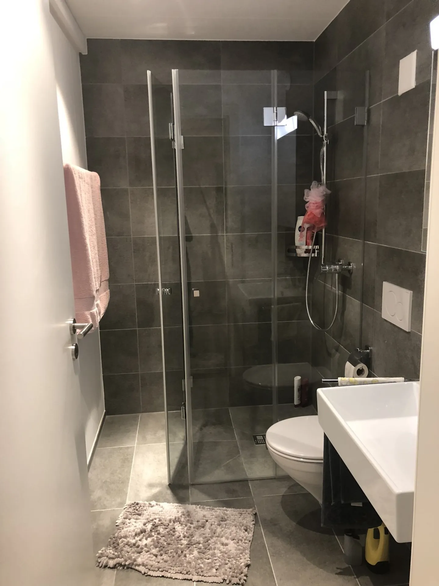 Modernes 2½-Zimmer-Reihenmittelhaus im Minergiestandard mit Solarfassade - Foto 15 von 20