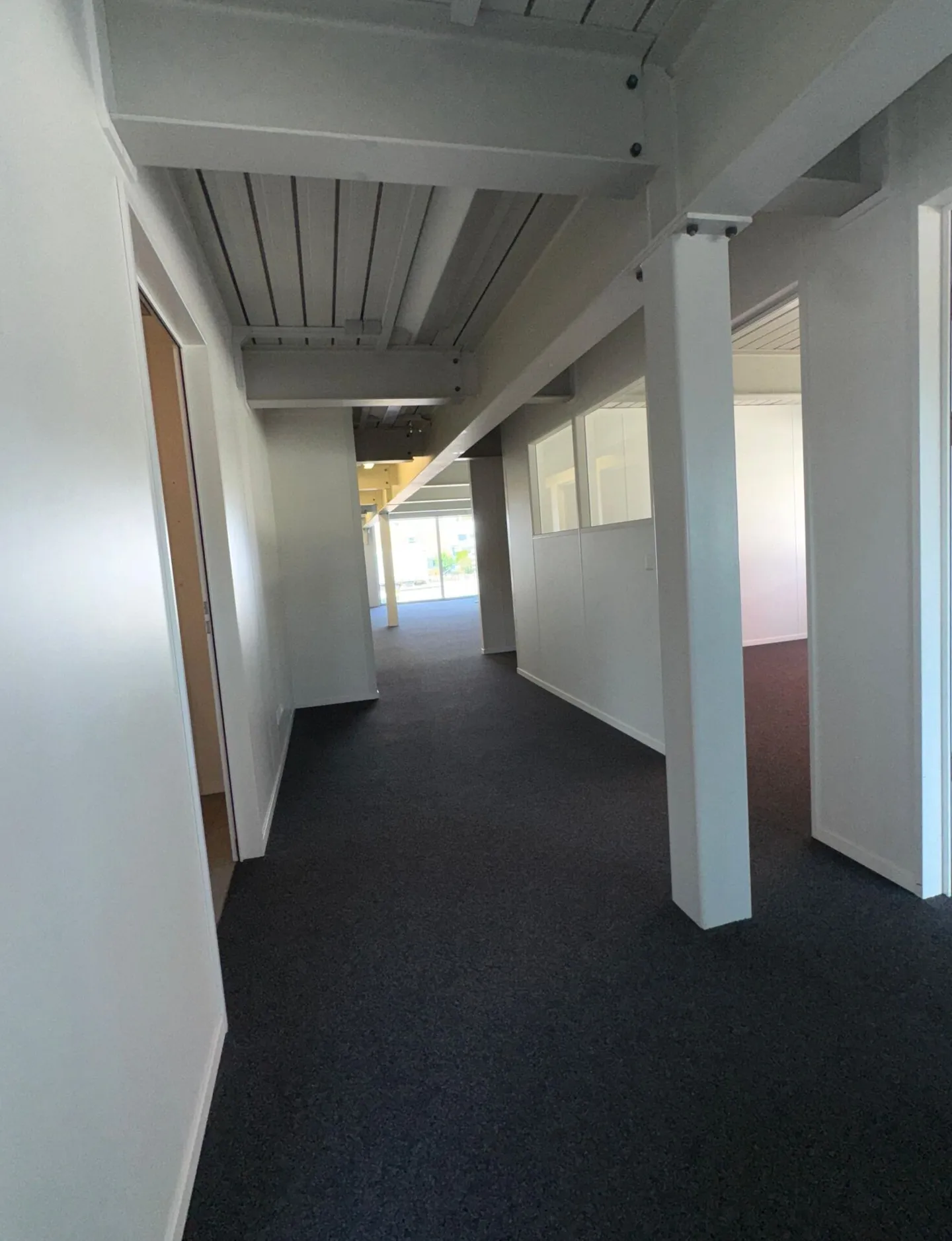 Spazio ufficio moderno con ottima connessione ad Aadorf - Foto 6 di 12