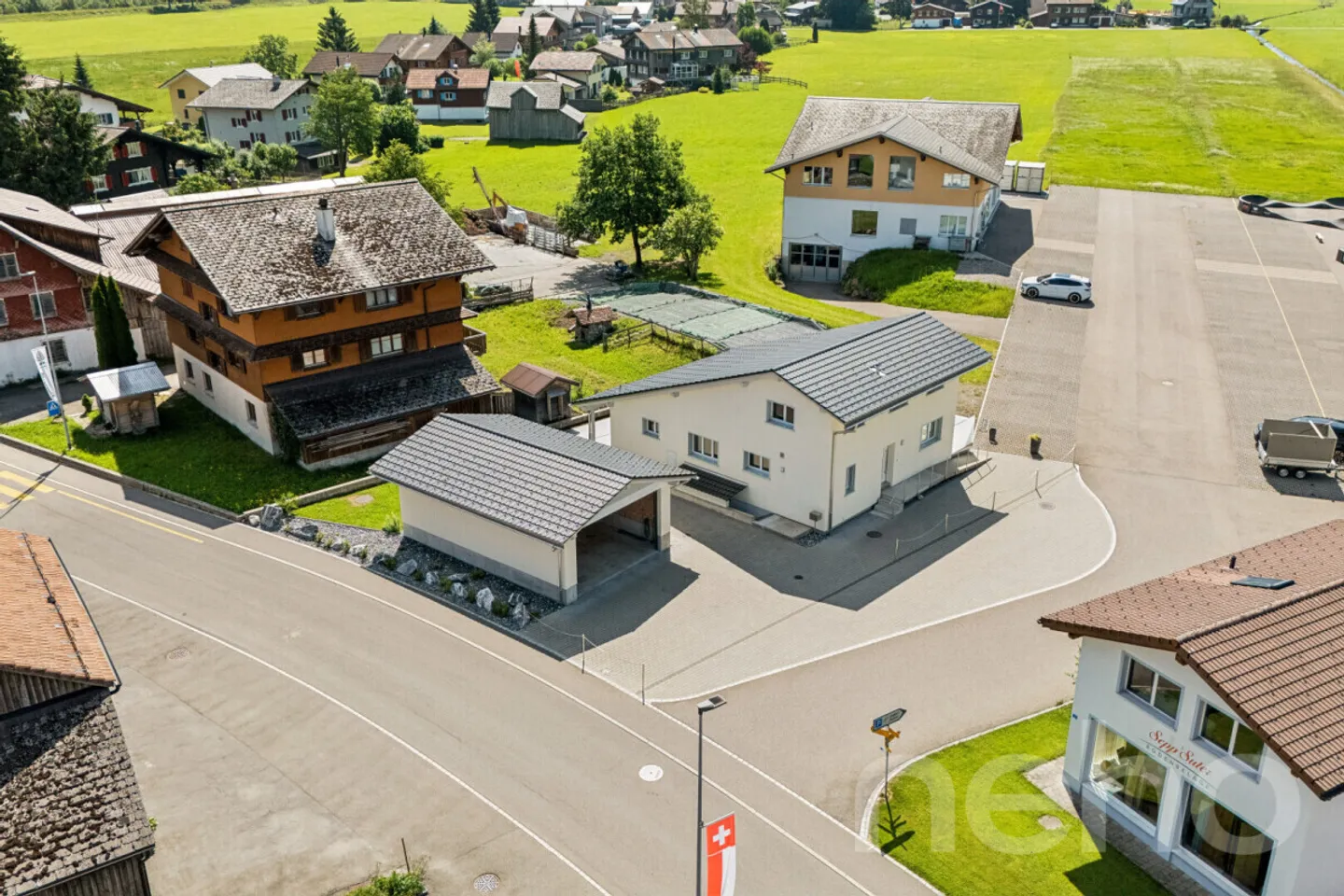Geräumiges Einfamilienhaus - Foto 1 von 12
