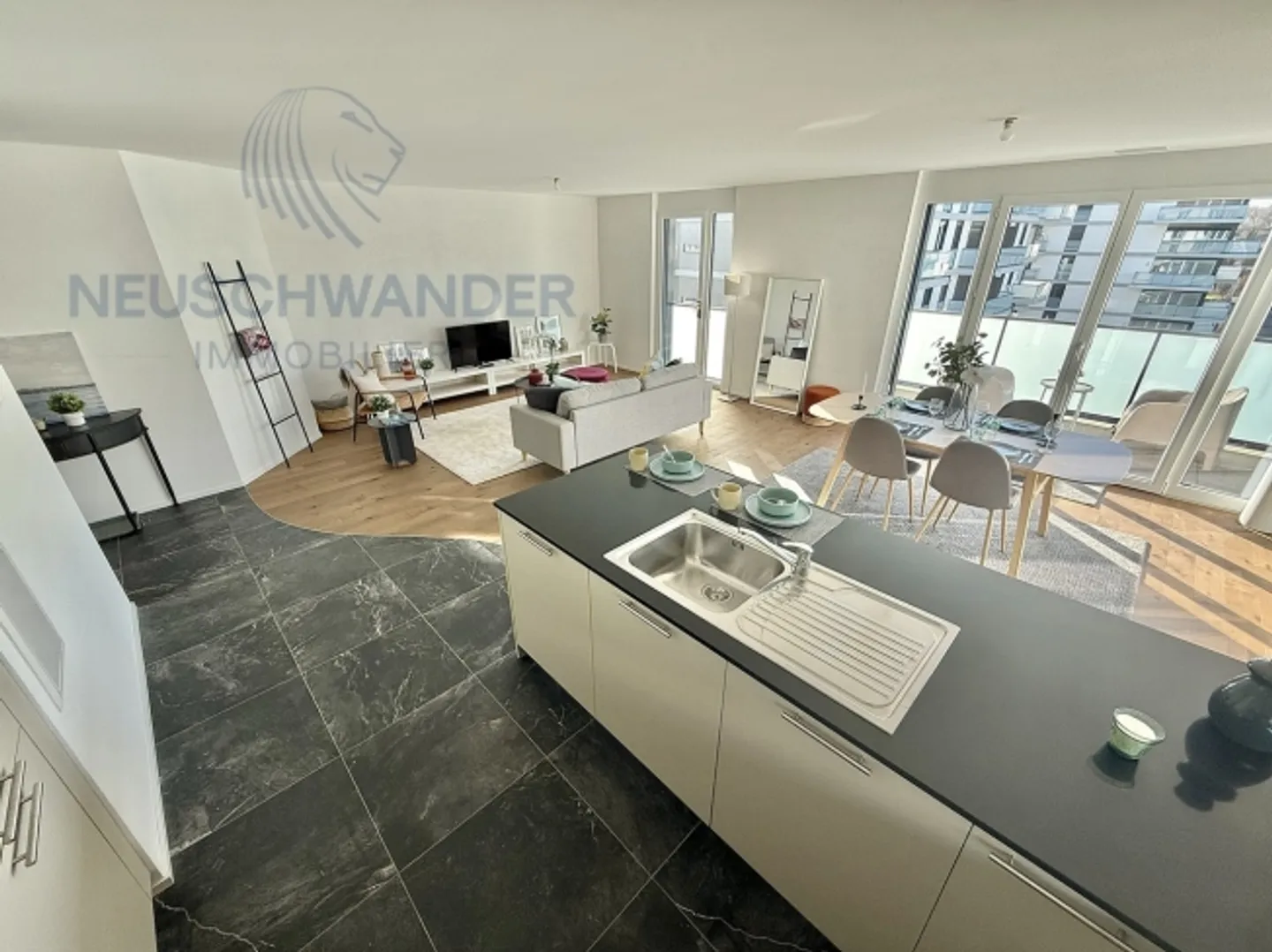 „Umgeben von Grün und nahe dem Stadtzentrum“ - Foto 2 von 10