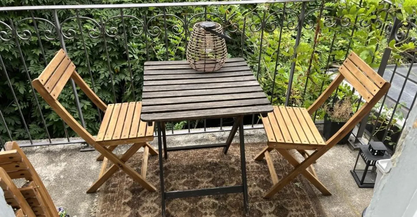 Renovation Opportunity in Lausanne - Photo 8 of 12