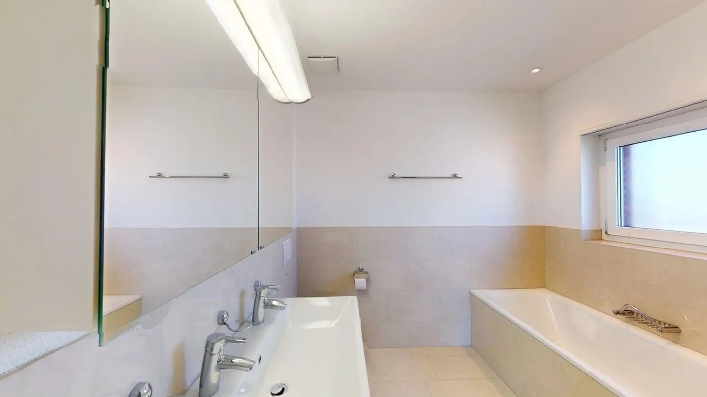 Appartement moderne de 3,5 pièces avec vue à louer - Photo 3 sur 11
