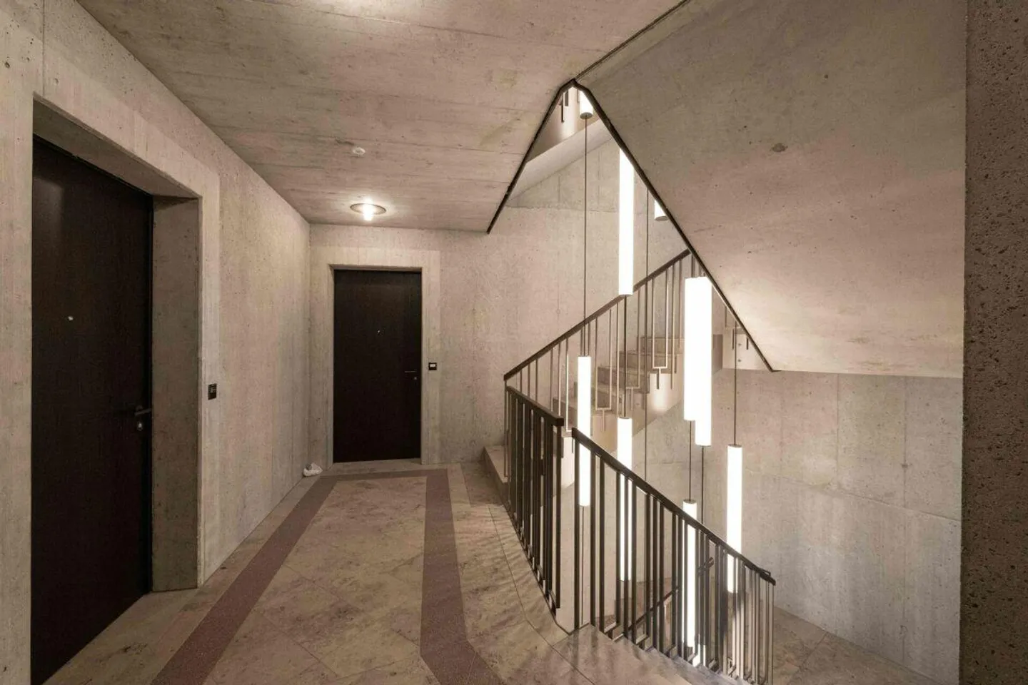 Appartamento attico nuovo pronto per essere abitato con vista sul lago e sulle montagne - Foto 10 di 10