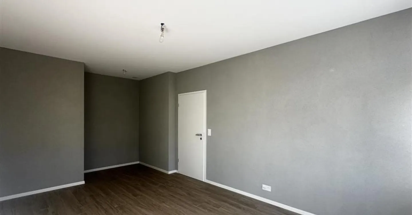 Appartement rénové à Sion - Photo 3 sur 8