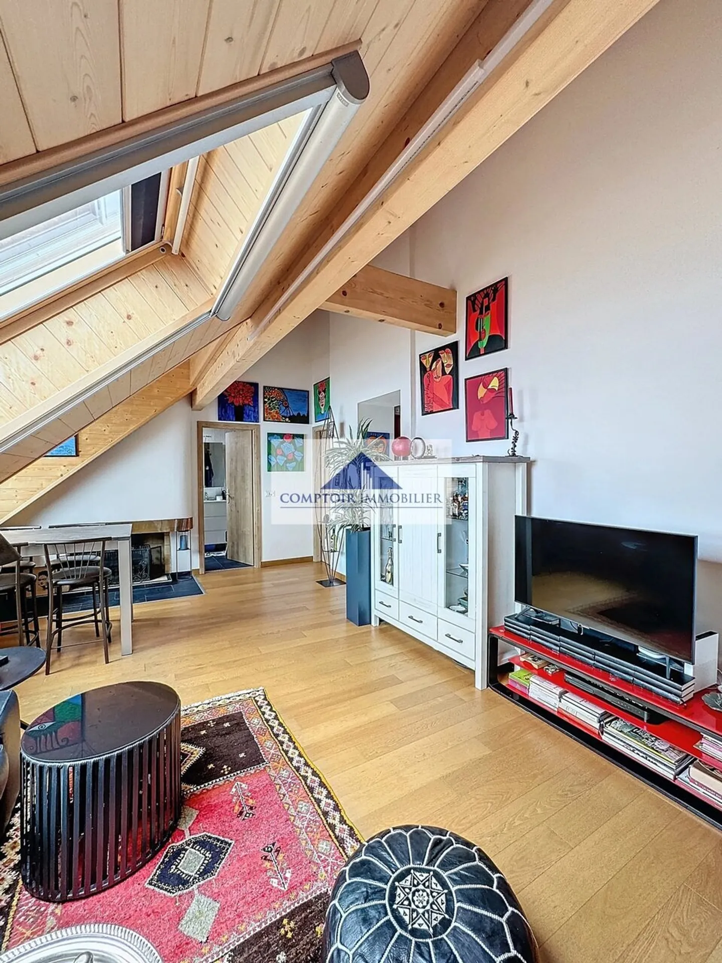 2.5 rooms in the attic facing the lake - Photo 3 of 11