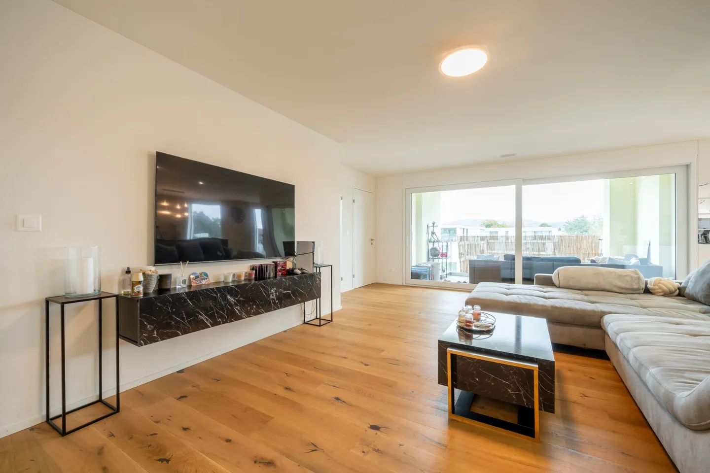 Dream Home - Exclusive 3½ Room Apartment in Prime Location in Oftringen! - Photo 7 of 12