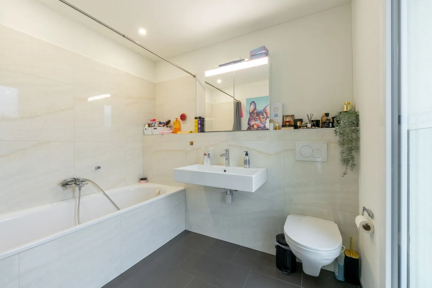 Dream Home - Exclusive 3½ Room Apartment in Prime Location in Oftringen! - Photo 8 of 12