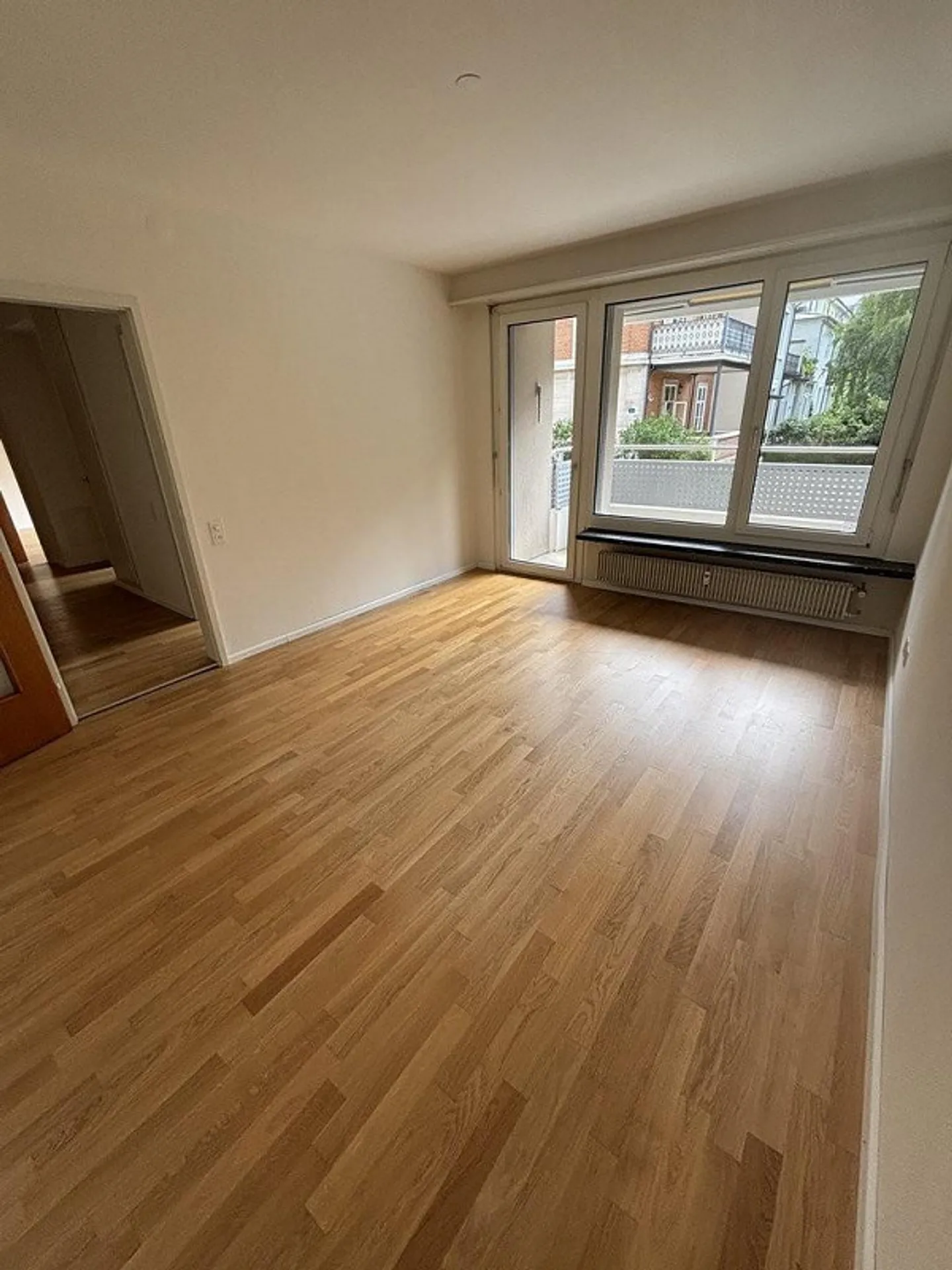 Appartement lumineux de 2 pièces, emplacement central à Bâle - Photo 3 sur 7