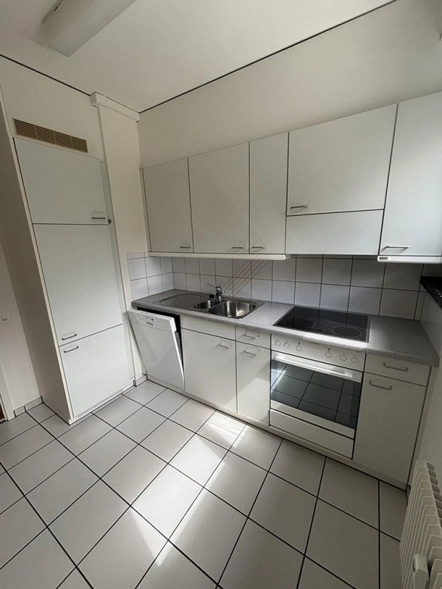 Appartement lumineux de 2 pièces, emplacement central à Bâle - Photo 4 sur 7