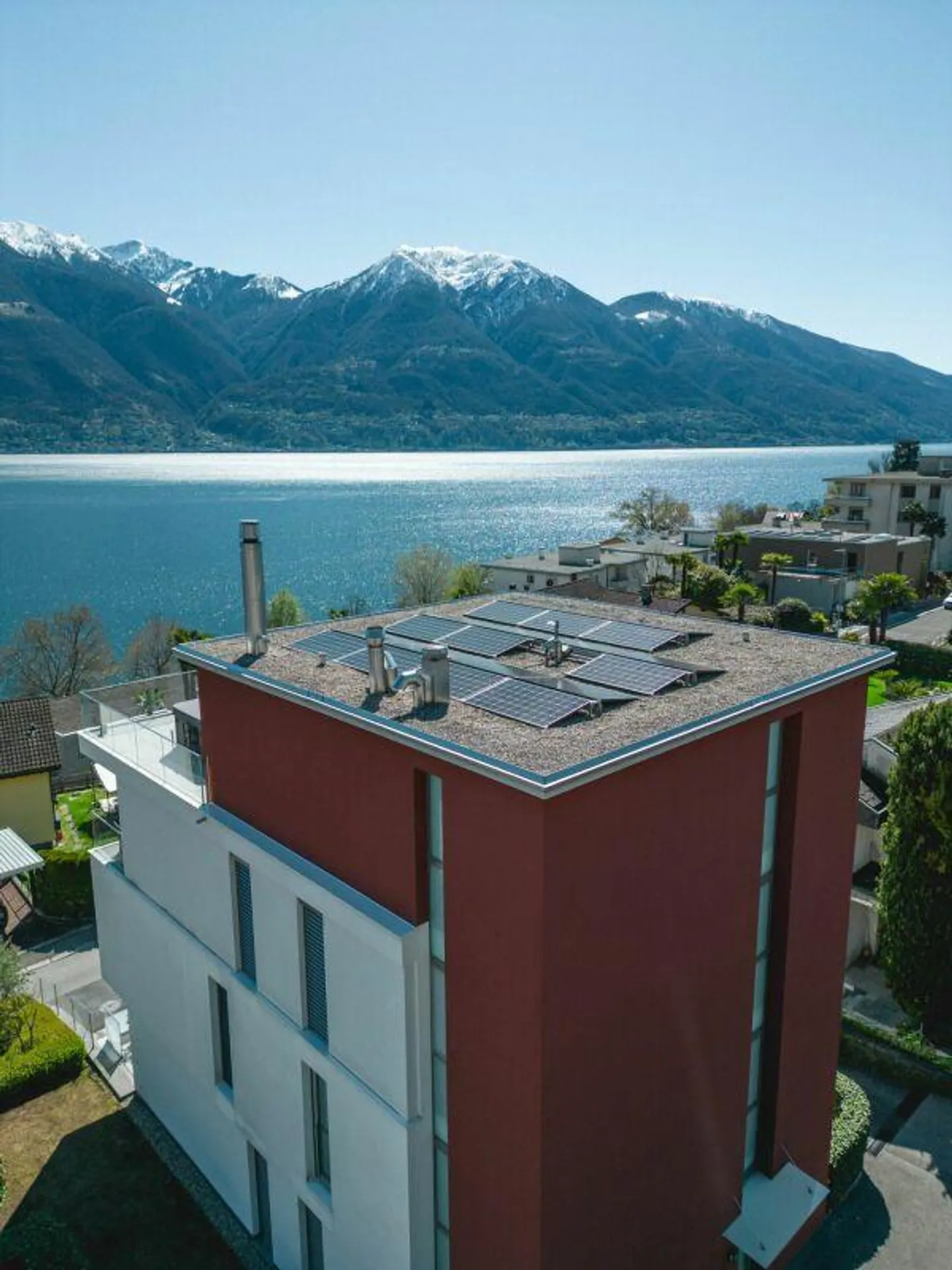 FOR SALE IN MINUSIO - modern semi-detached villa with lake view - Photo 4 of 26