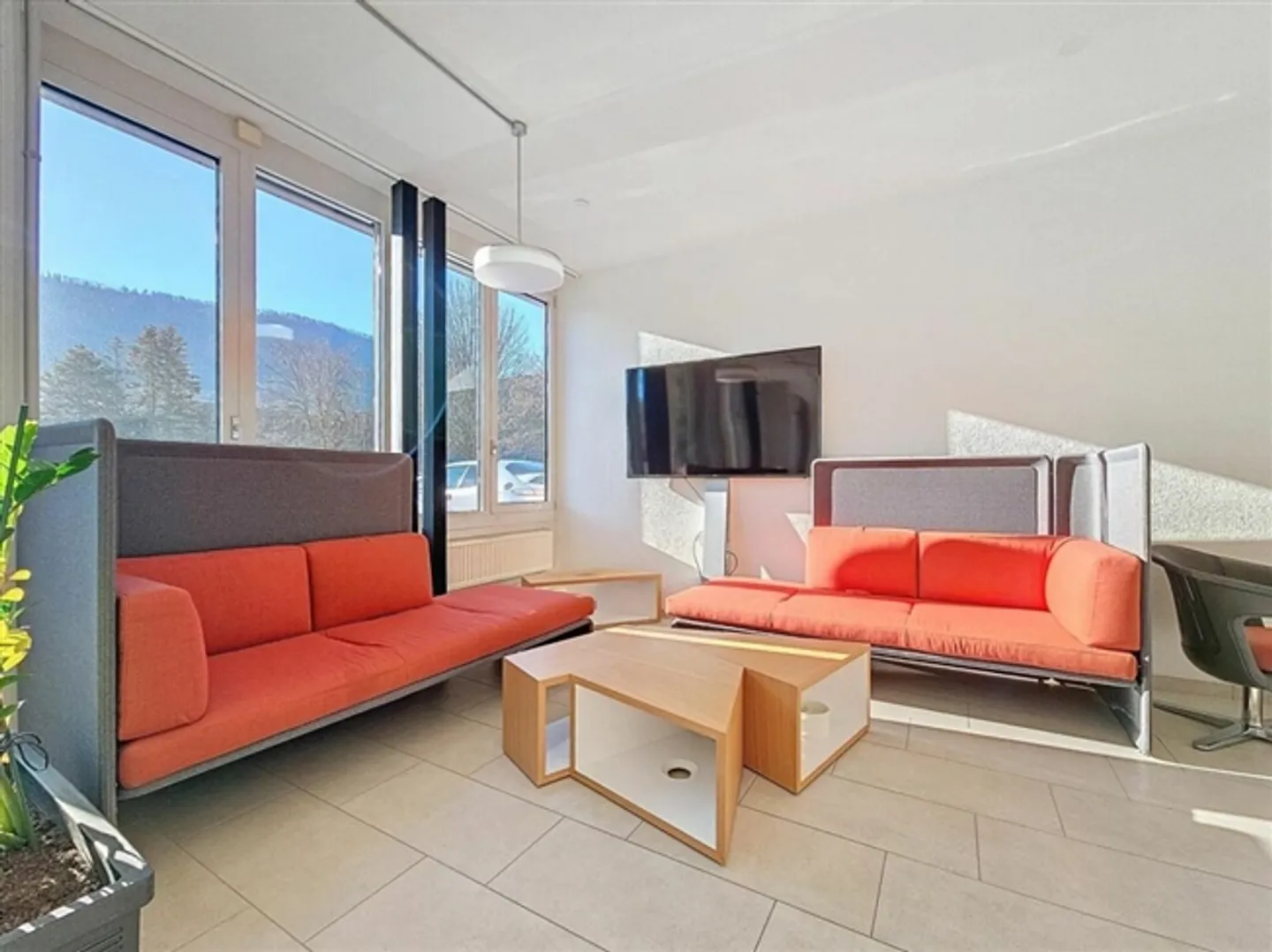 «Ufficio/Amministrazione 1'732 m² a Sonceboz-Sombeval» - Foto 5 di 20