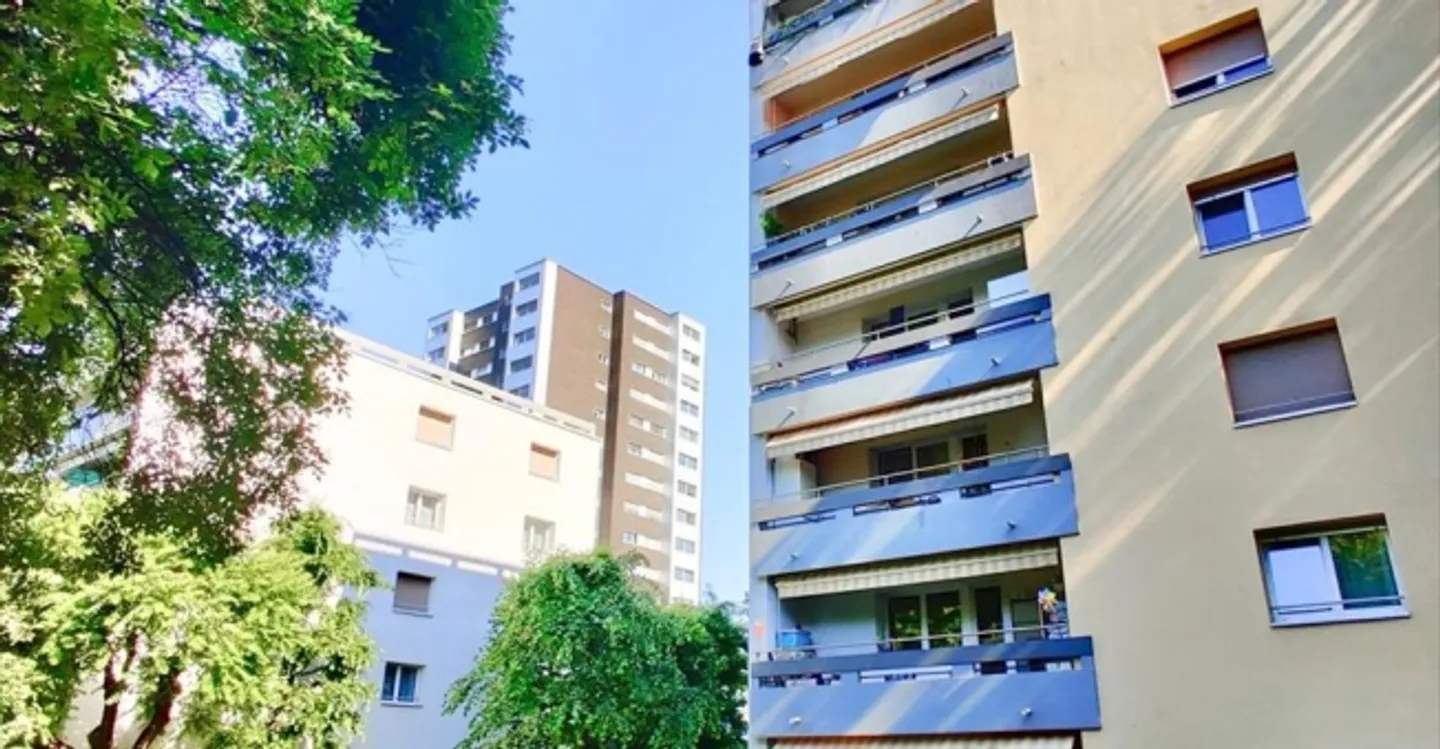 Edificio ad uso misto in affitto - Foto 1 di 1