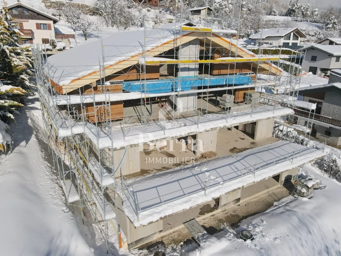 3.5 Room Apartment - Photo 1 of 13