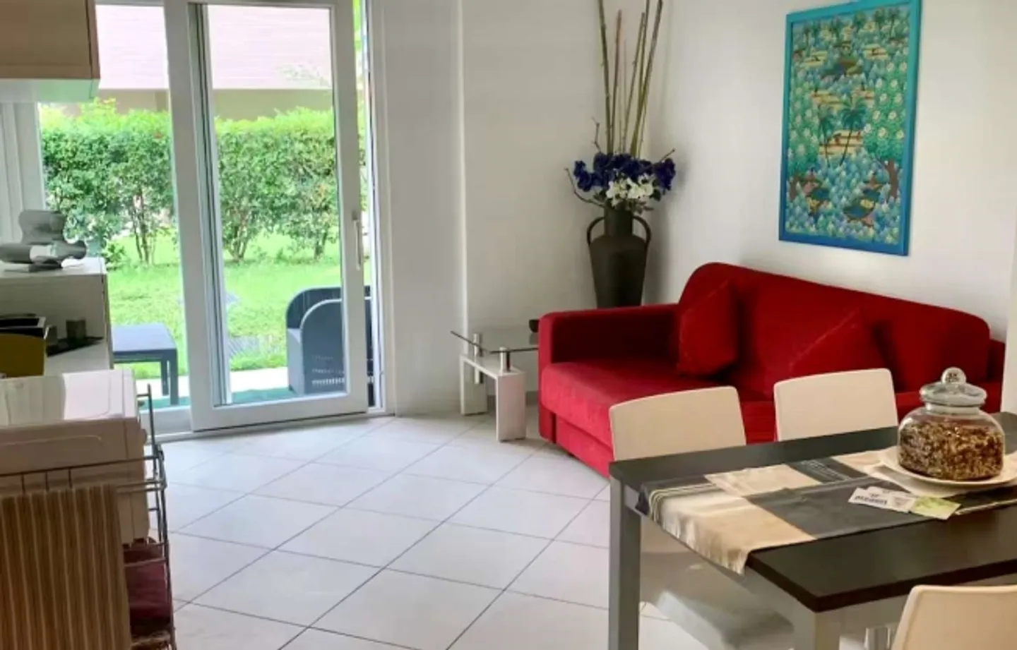 Apartment with Garden in Viganello - Photo 4 of 8