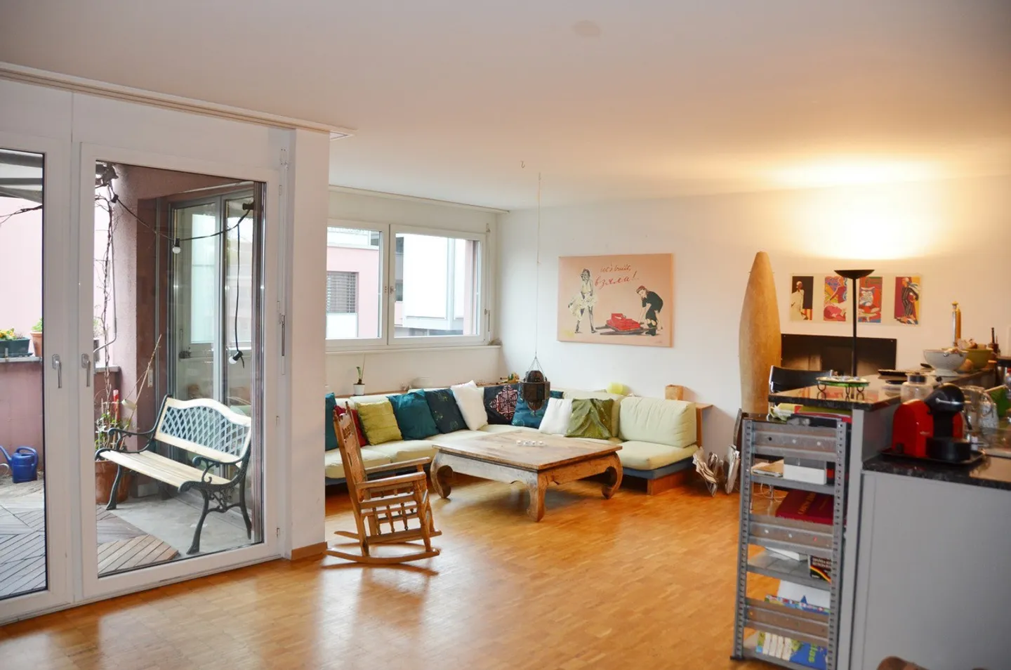 MÖBLIERTES ZIMMER MIT MORGENSONNE - Foto 1 von 5