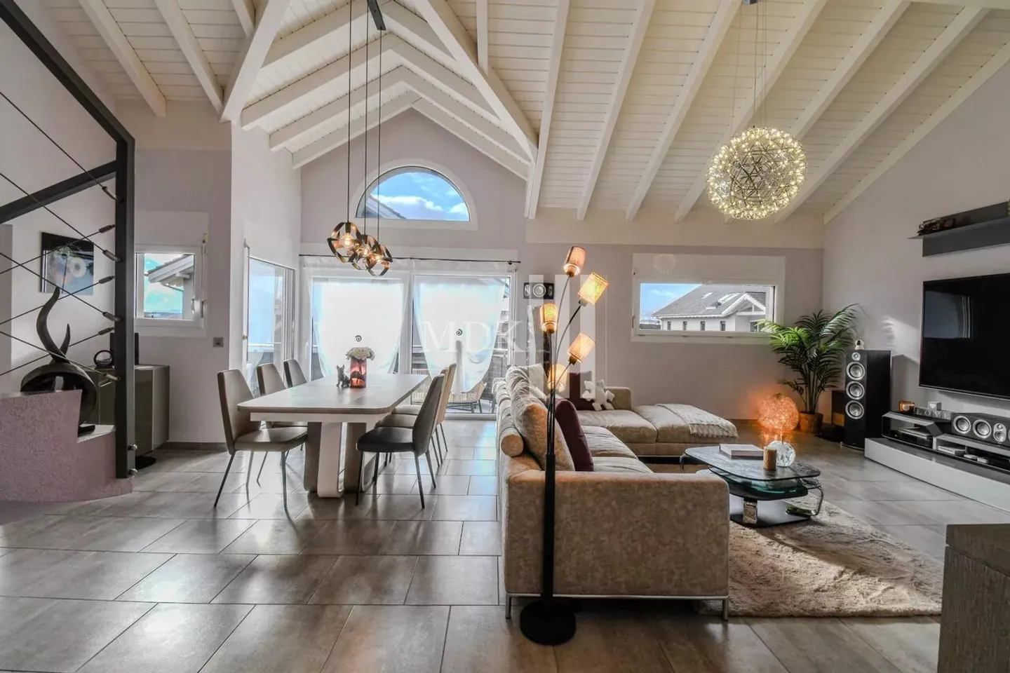 Geräumige Maisonette-Wohnung - Foto 3 von 13