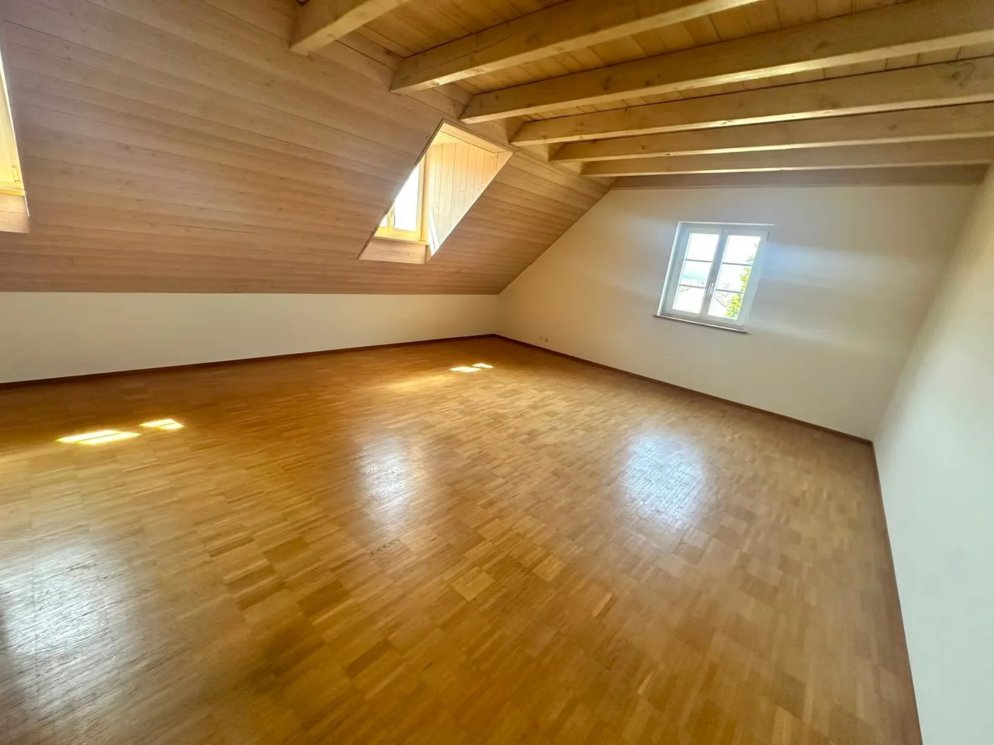 Charmante Dachwohnung in Dornach - Foto 7 von 21