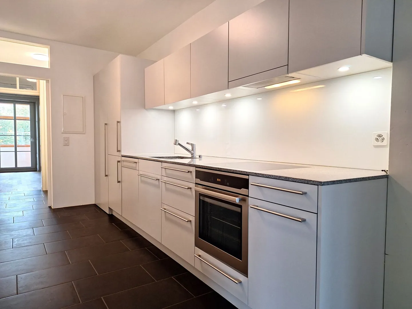 Stilvolle 4.5-Zimmer-Altbauwohnung im Aarberger Stedtli! - Foto 2 von 11